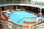ID 3009 SAPPHIRE PRINCESS (2004/115875grt/IMO 9228186) - The swim-against-the-current lap pool on Sun Deck.